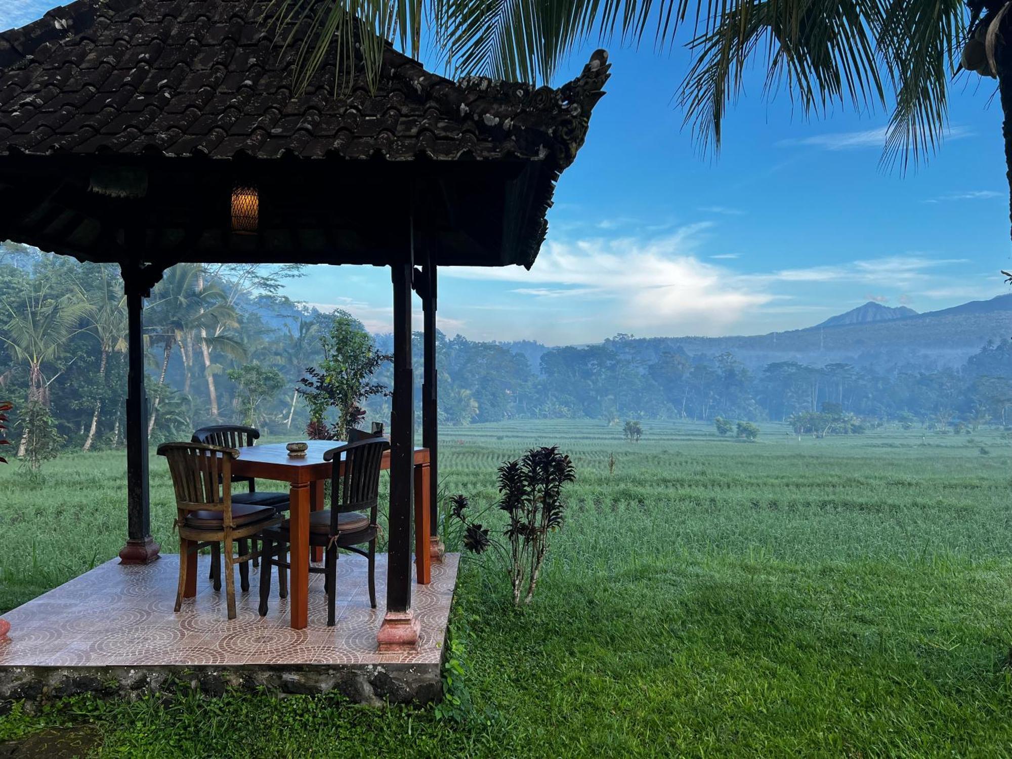 Great Mountain Views Villa Resort Selat Exterior foto